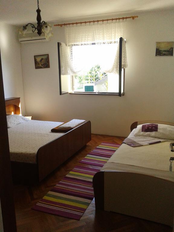 Apartment Mirjana Bibinje Bagian luar foto