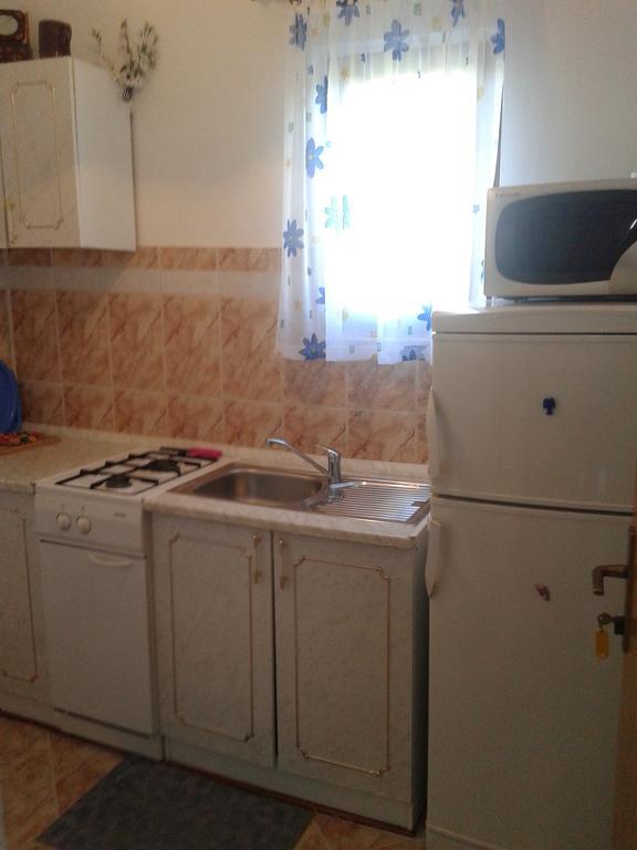 Apartment Mirjana Bibinje Bagian luar foto